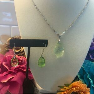 Lovely light green peridot color crystal necklace and earrings.